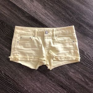 American Eagle short
